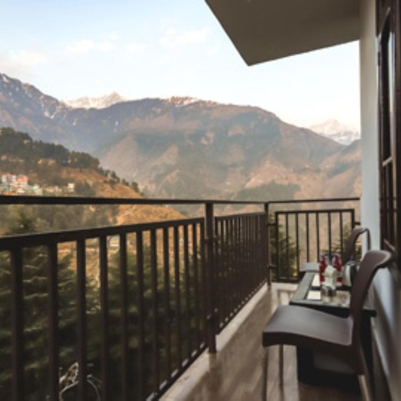 Hotel Holiday Hill, Near Mall Road, Mcleodganj# Parking#Restaurant Dharamszala Kültér fotó