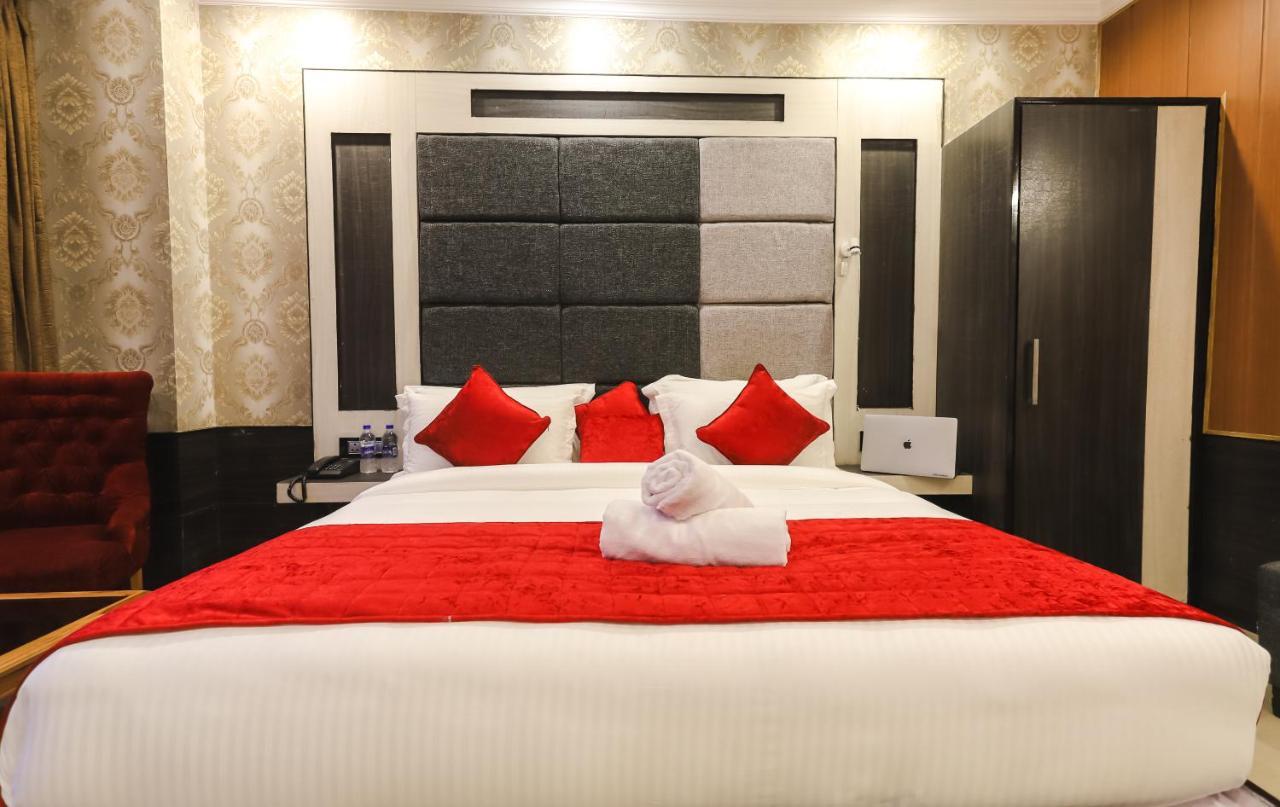 Hotel Holiday Hill, Near Mall Road, Mcleodganj# Parking#Restaurant Dharamszala Kültér fotó