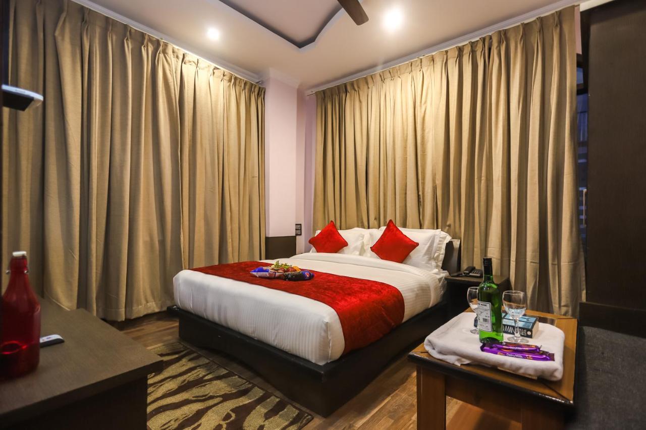 Hotel Holiday Hill, Near Mall Road, Mcleodganj# Parking#Restaurant Dharamszala Kültér fotó